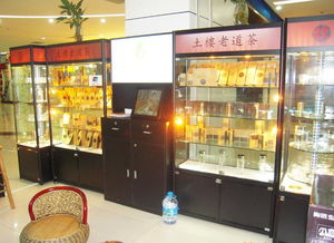 汽車香水精品展示柜 工廠加工與禮儀服務(wù)的完美結(jié)合